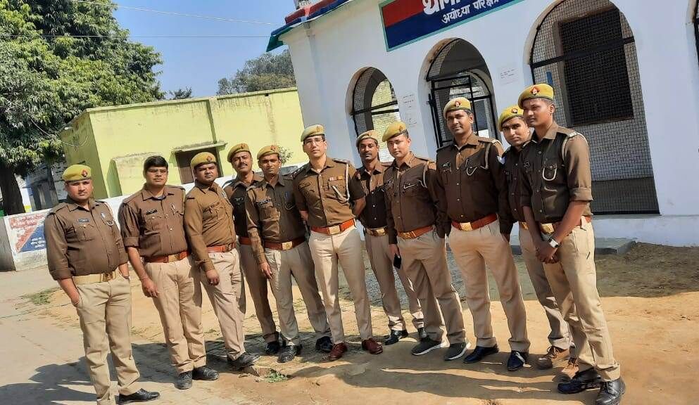 नववर्ष पर अयोध्या पुलिस ने दिया मानवता का पैगाम