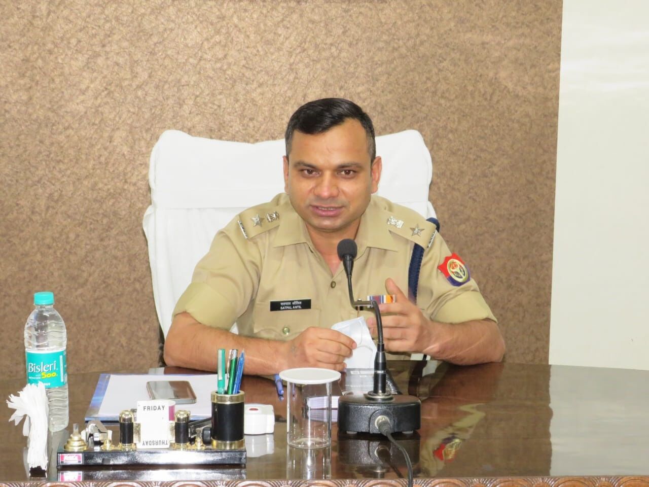 IPS अंतिल ने संभाला प्रतापगढ SP का दायित्व- आते ही अपराधियों को चेताया