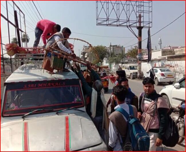 वाहन चालक ने कहीं ऐसी बात-हलक में अटक गई शिवभक्त कांवड़ियों की सांस