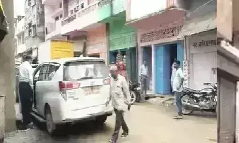 नगर पालिका के पूर्व चेयरमैन के ठिकानो पर छापेमारी