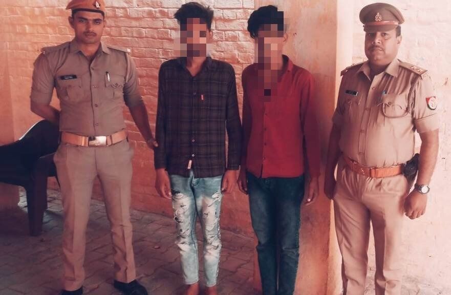 पुलिस पर चलाई गोली- मुठभेड़ में एक को लंगड़ा कर गिरफ्तार किये तीन लुटेरे