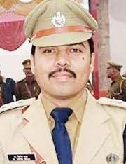 दो थानेदार समेत चार पुलिसकर्मियों के कोसों दूर तबादले से हड़कंप