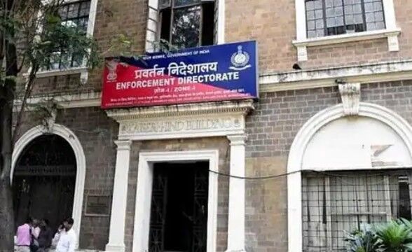 दिल्ली शराब घोटाले में अब ईडी की एंट्र-30 से ज्यादा स्थानों पर छापे