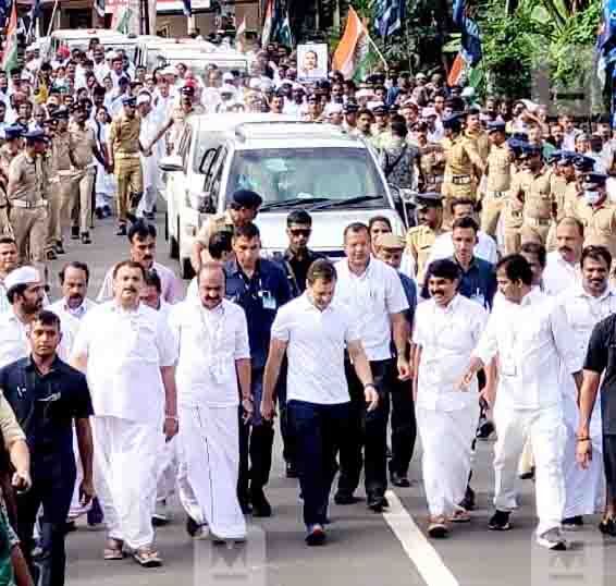 बोले गृह मंत्री राहुल की सुरक्षा की जिम्मेदारी प्रदेश सरकार की