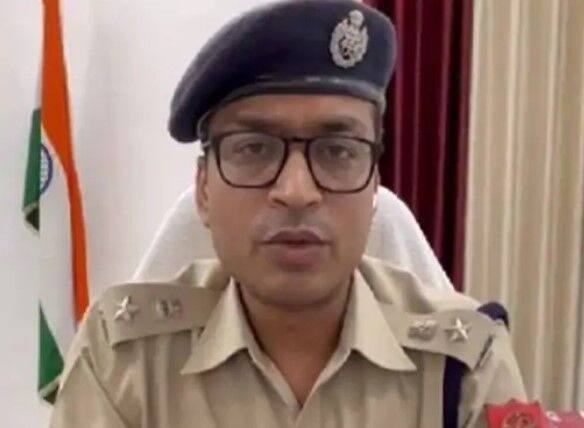 पुलिस महकमे में फेरबदल- दो थानेदारों का गैर जनपद तबादला-कई लाईन हाजिर