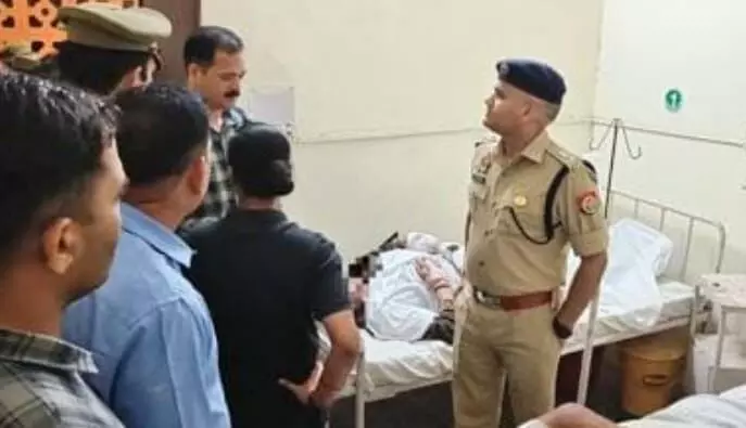 ढाई लाख के इनामी बदमाश को पुलिस ने एनकाउंटर के बाद किया ढेर