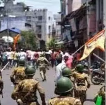 औरंगजेब को लेकर अब यहां हुआ बवाल- बाजार बंद कराकर निकाला..