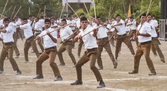 मंदिर परिसर में RSS की शाखा लगाने पर रोक- बोली हाईकोर्ट सख्ती हो पालन