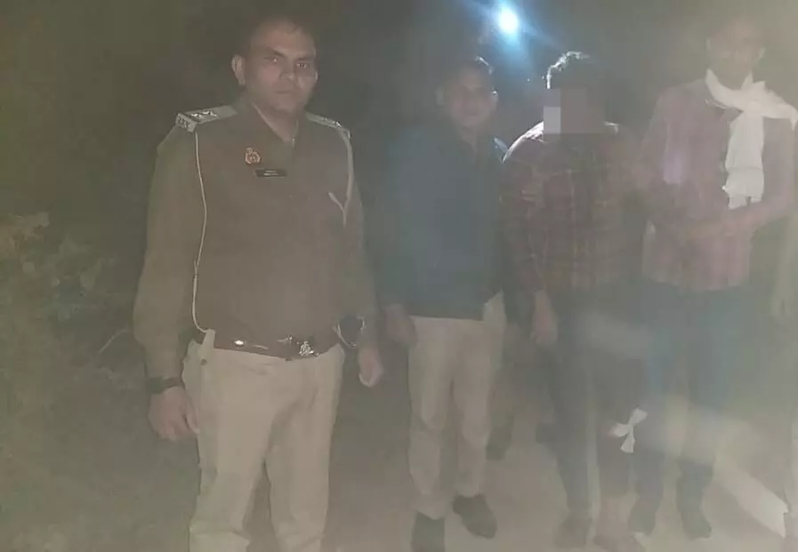 रात के अंधेरे में पुलिस और बदमाश के बीच हुई मुठभेड़ और फिर ..