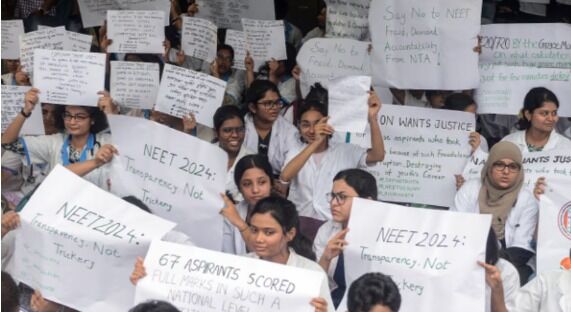 NEET पेपर लीक मामले की हो CBI जांच- SC में अर्जी- सरकार व NTA से....