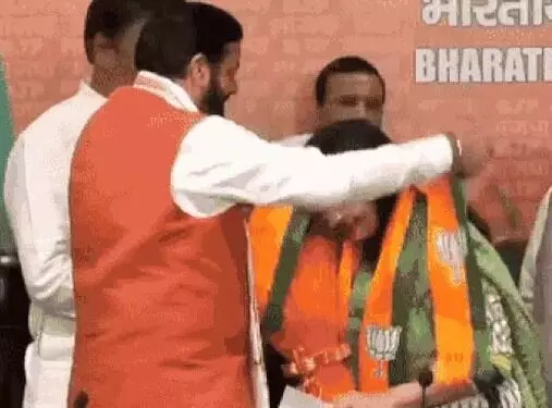 MLA ने कांग्रेस को दिया झटका- हाथ का साथ छोड़ हुई BJP में शामिल