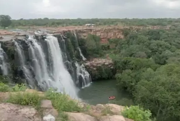 फिर फटा बादल- लैंडस्लाइड से सड़के बंद- तेज बारिश लगातार जारी