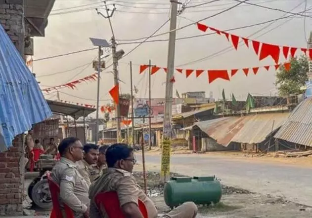 बहराइच हिंसा- तीन दिन बाद इंटरनेट सेवाएं बहाल - सड़कों पर सन्नाटा