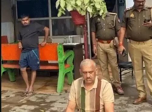 थाने में डटे सपा विधायक ने शुरू किया धरना- पुलिस MLA को मनाने में जुटी