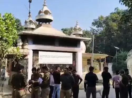 बाबाओं से कहासुनी- मंदिर के सेवादार का धारदार हथियार से मर्डर