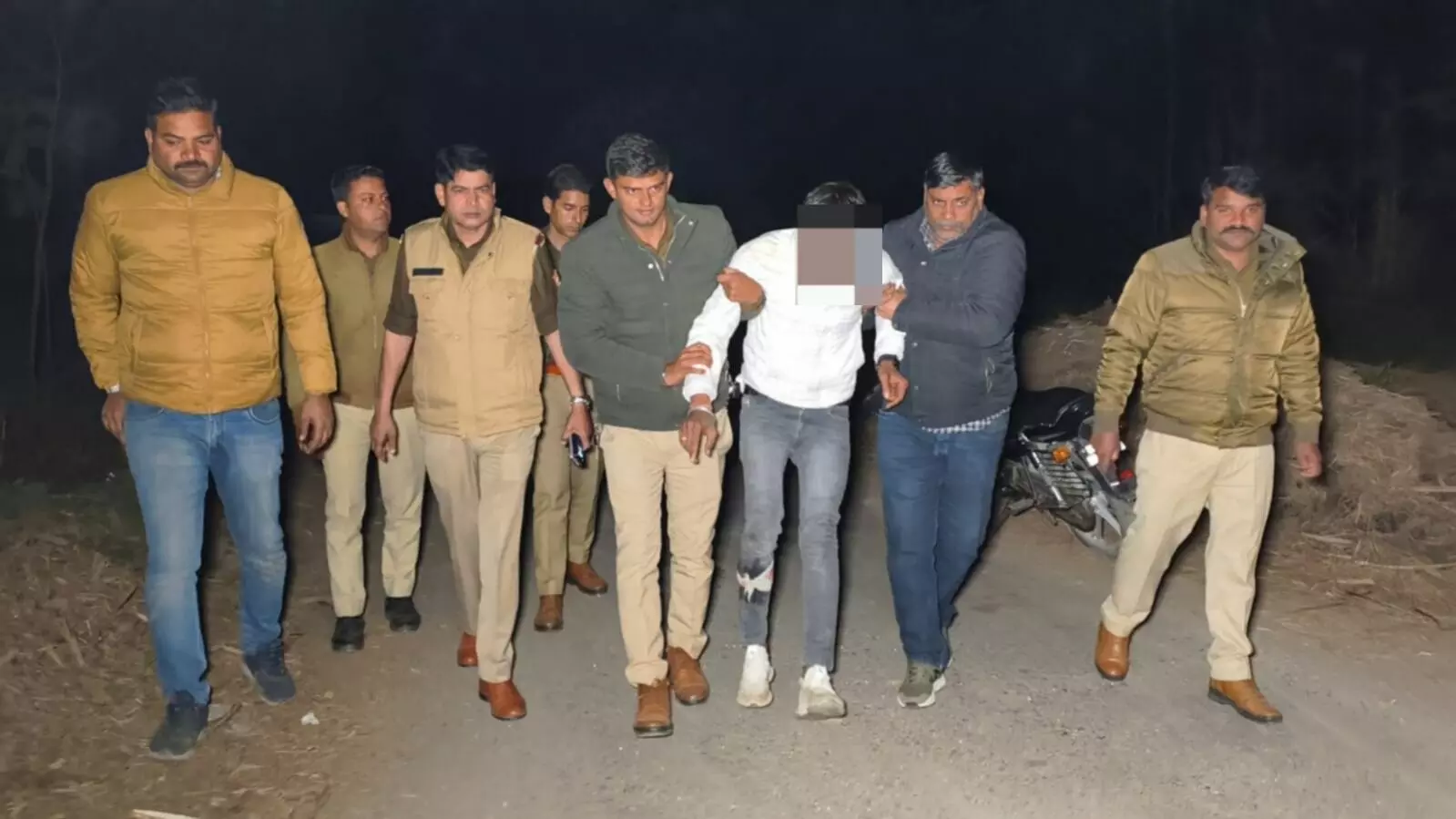 सर्राफ पर गोली चलाने वाले खटाना को पुलिस ने खड़काया - मुठभेड़ में...