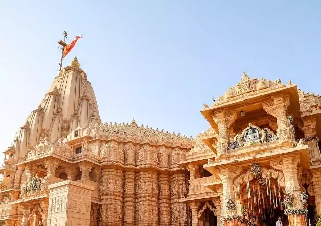 मंदिरों में फिल्मी गानों पर रोक- बोला हाईकोर्ट- सिर्फ भक्ति गीत ही....